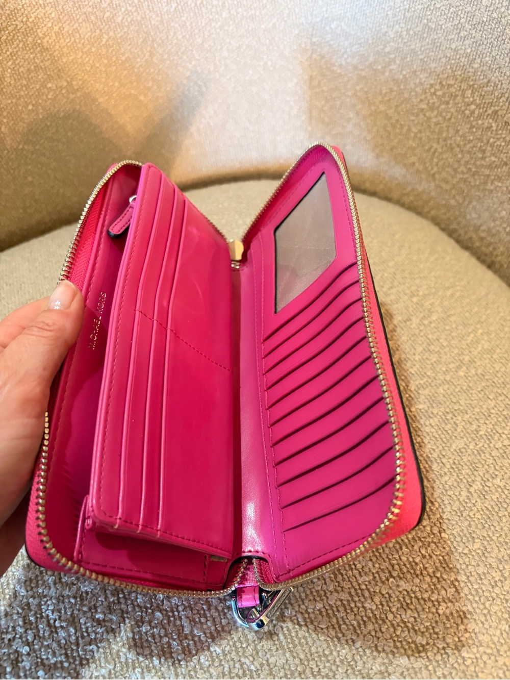Michael Kors Hot Pink MK Signature Zip Wristlet Wallet - Picture 4 of 4